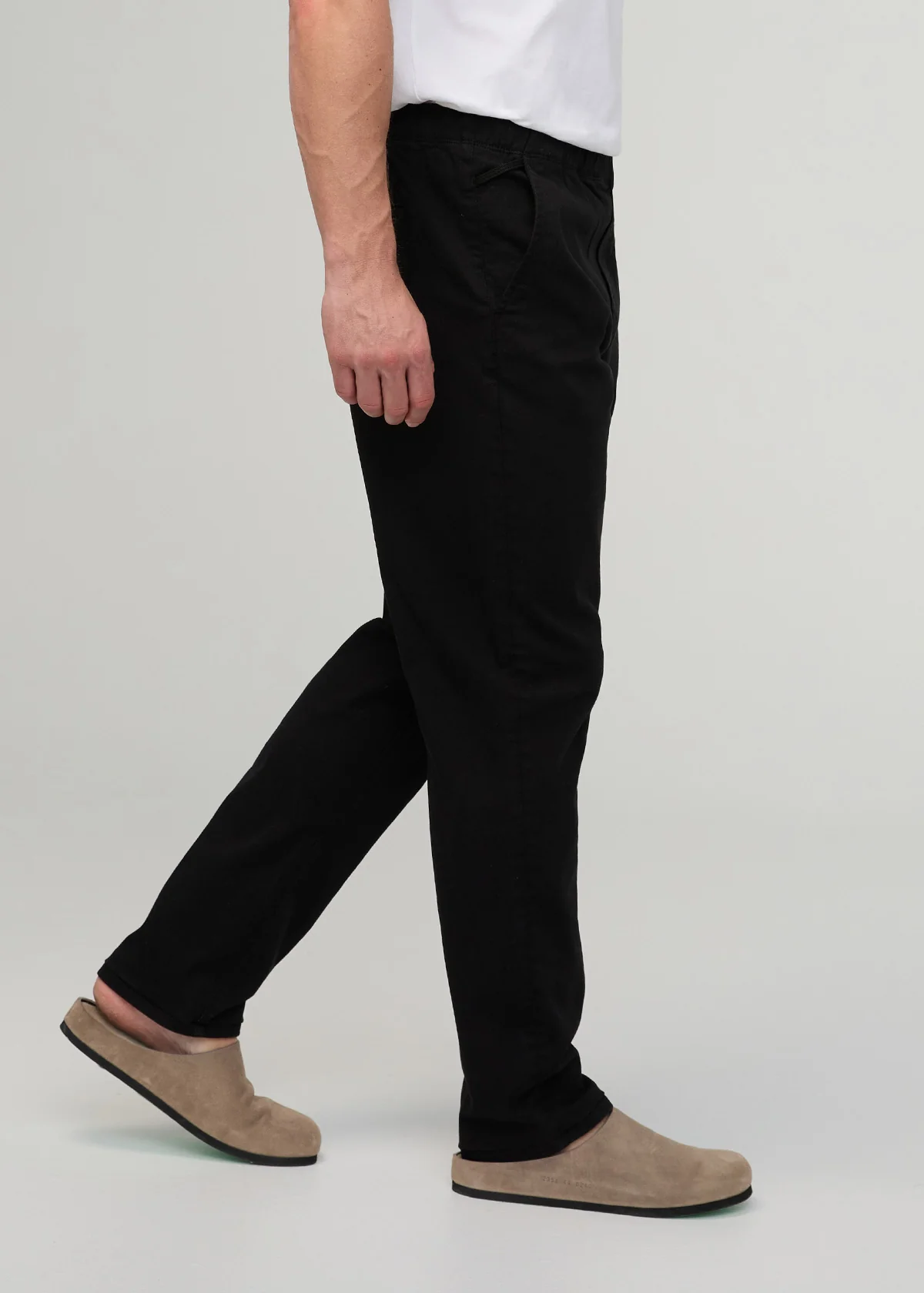 FlexTwill Relaxed Pull On Pant - Black - Image 3