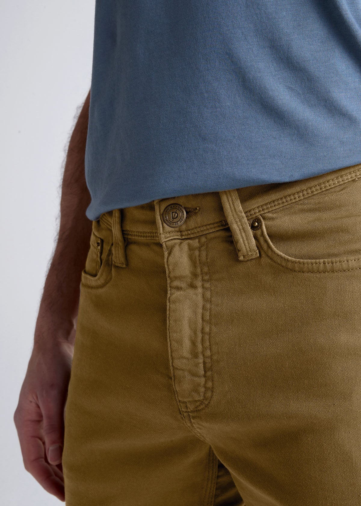 No Sweat Short Slim - Tobacco - Image 3