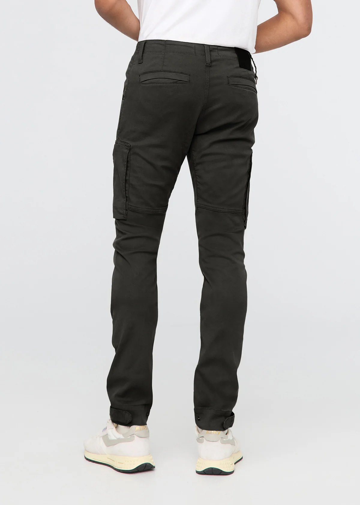 Live Free Adventure Pant - Evergreen - Image 4
