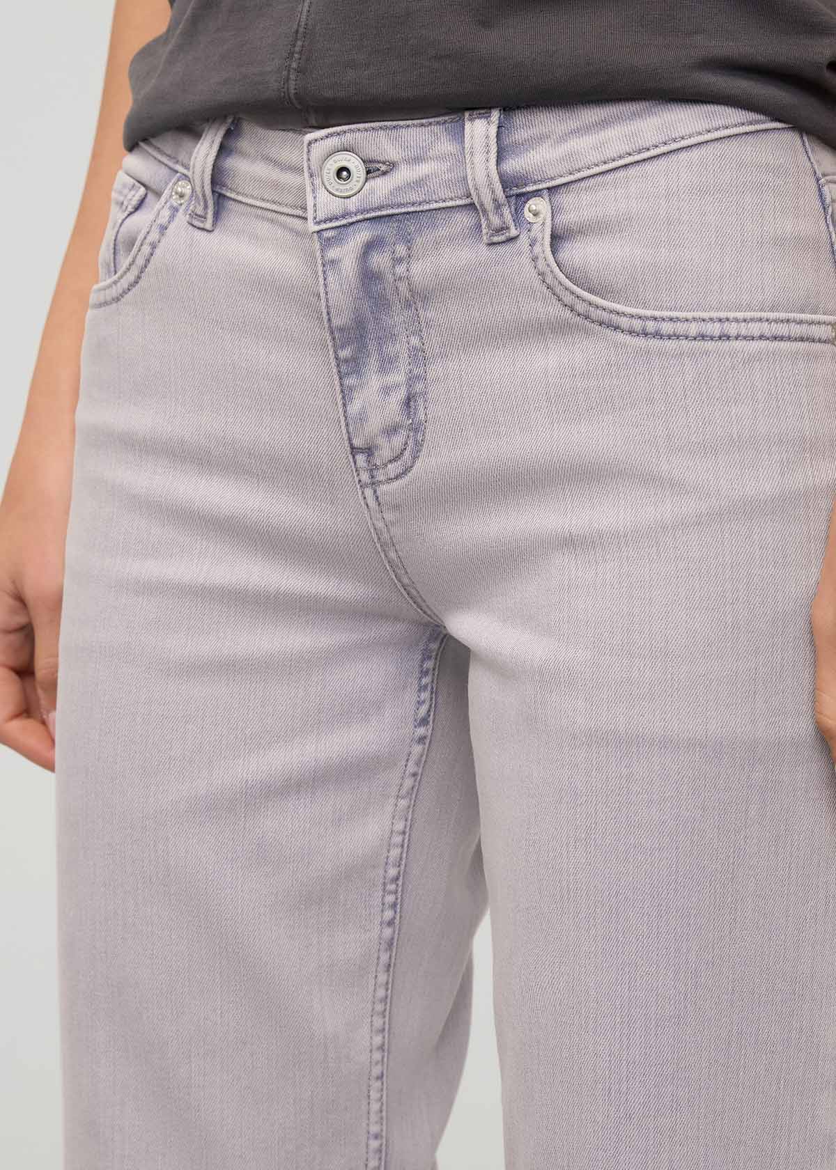 Performance Denim Mid Rise Straight - Quartz Fade - Image 5