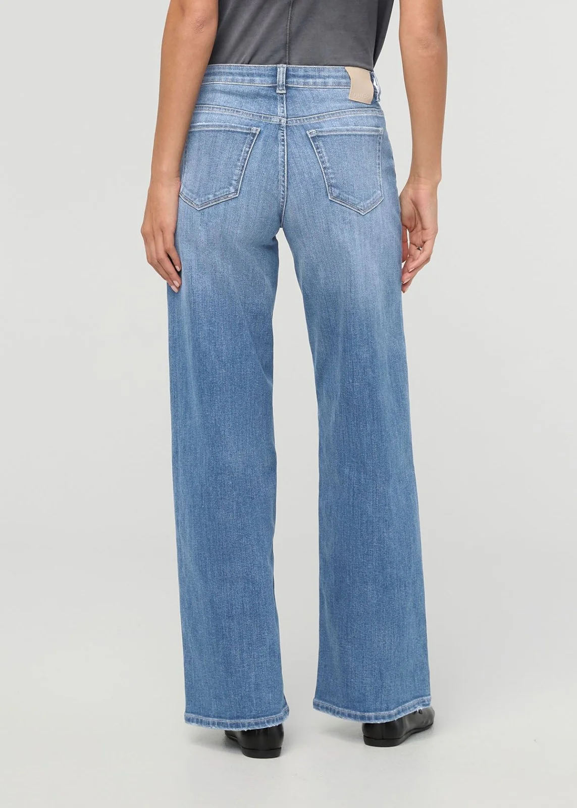 Performance Denim+ Mid Rise Loose Straight - Vintage Seaside - Image 4