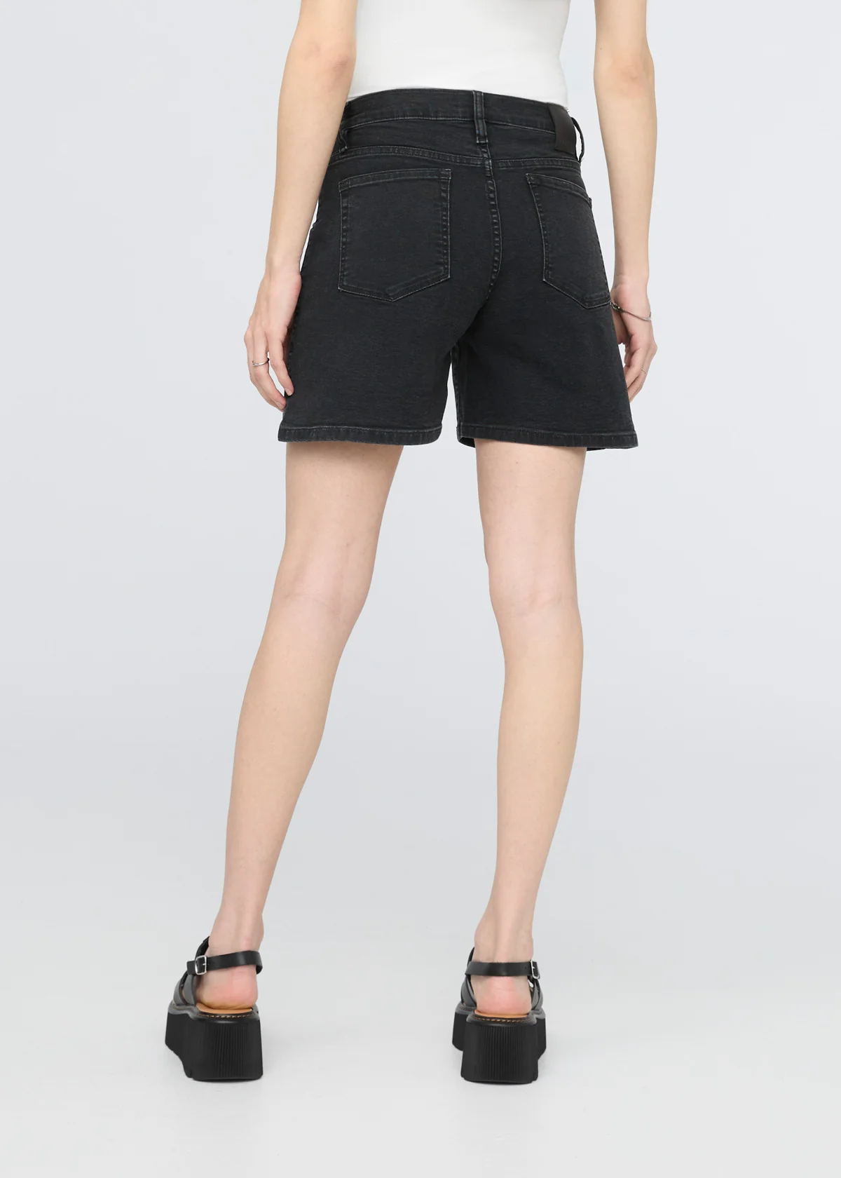 Stretch Canvas High Rise Relaxed Short - Black - Image 4